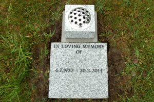 Bath & Wells Churchyard Cremation Tablet Memorials - Appleby & Childs