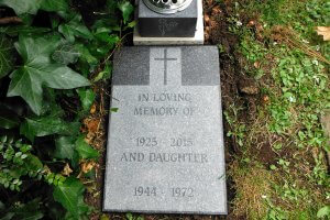 Bath & Wells Churchyard Cremation Tablet Memorials - Appleby & Childs