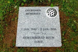 Exeter & Salisbury Dioceses Churchyard Cremation Tablet Memorials - Appleby & Childs